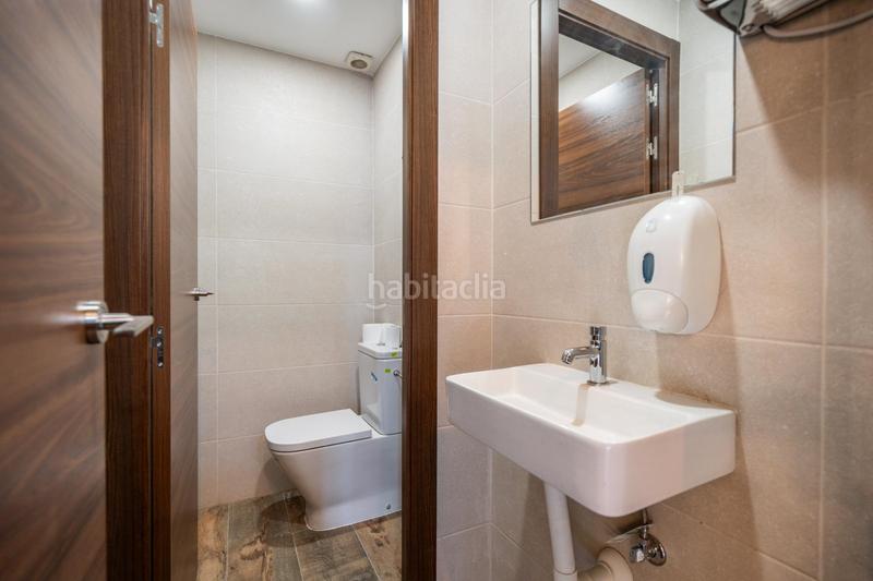 Foto f5f76bf0-7c62-4e56-8ee1-9a38fccc51e3. Local comercial fantástico local barrestaurante en venta o con alquiler con opción a compra frente al estadio en Alcorcón