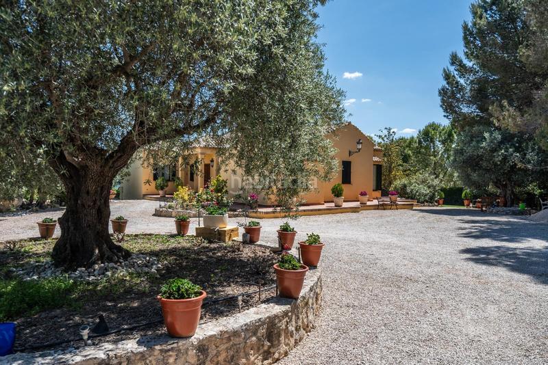 Foto 3f36668b-602b-4d34-9086-39fc9e766a2e. Mas avec chauffage parking piscine dans Chinchón