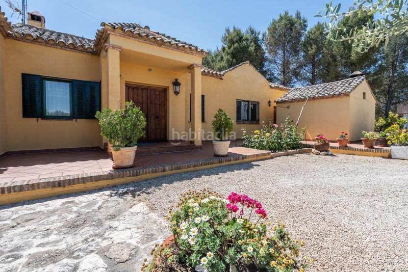 Foto 904a2c1a-c5f5-447c-abc2-740c84d1a55c. Mas avec chauffage parking piscine dans Chinchón