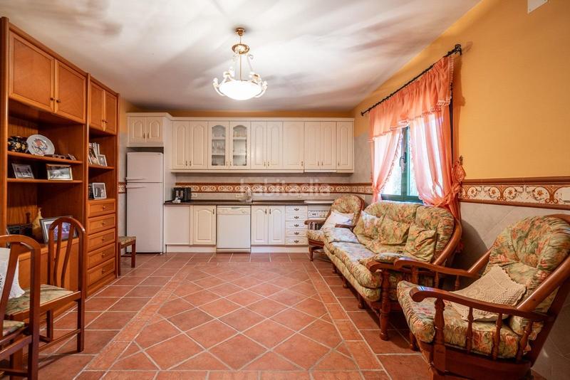 Foto 96ee2d6f-903c-4022-84a8-205776e91fb8. Mas avec chauffage parking piscine dans Chinchón