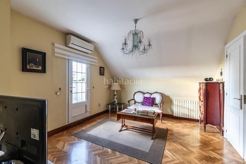 Foto 0fe48ed9-f084-4040-843b-db6601cd9044. Chalet con riscaldamento parcheggio piscina in Bonanza Boadilla del Monte