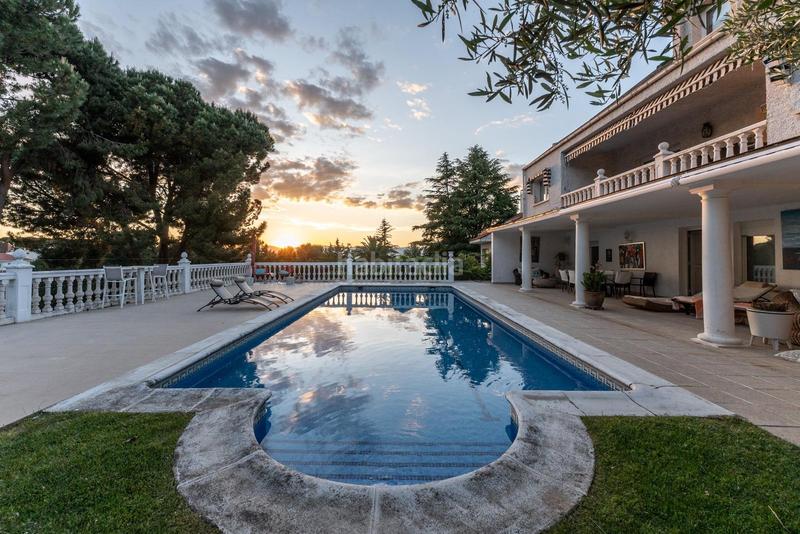 Foto 50367cb6-6078-4433-be19-e1890ba5846c. Chalet con riscaldamento parcheggio piscina in Bonanza Boadilla del Monte