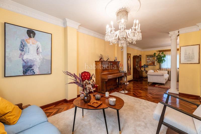 Foto 6e8bd56a-7338-42a2-a703-381836133d4a. Chalet con riscaldamento parcheggio piscina in Bonanza Boadilla del Monte