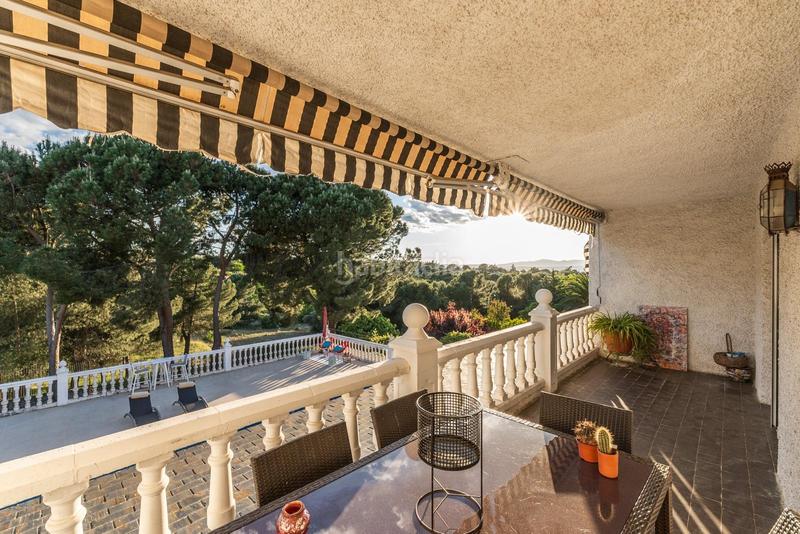 Foto 8c5bb721-596a-4870-a873-caf325ee363b. Chalet con riscaldamento parcheggio piscina in Bonanza Boadilla del Monte