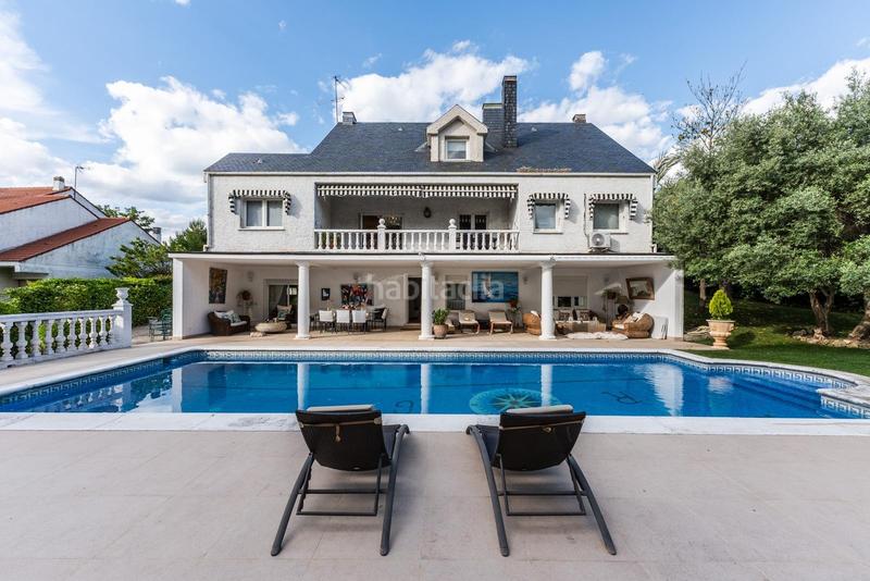 Foto c2b6dcb7-adf2-41ca-ae5f-9066ce51f964. Chalet con riscaldamento parcheggio piscina in Bonanza Boadilla del Monte