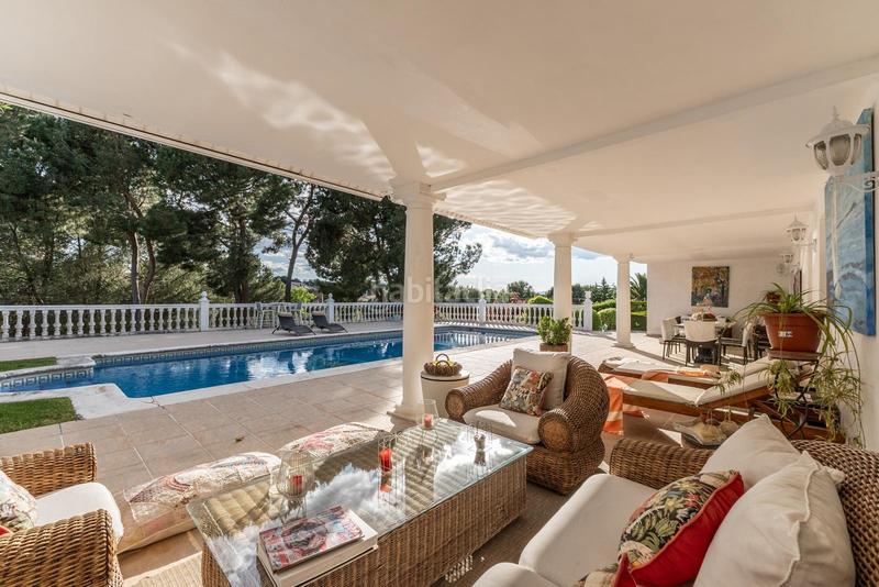 Foto c66e8a3c-da21-42b1-9545-088c7f403d7d. Chalet con riscaldamento parcheggio piscina in Bonanza Boadilla del Monte