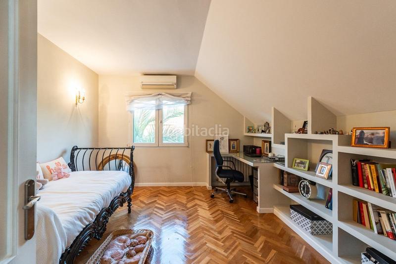 Foto e4ac05eb-9f1f-454e-80f6-501c38c769f9. Chalet con riscaldamento parcheggio piscina in Bonanza Boadilla del Monte