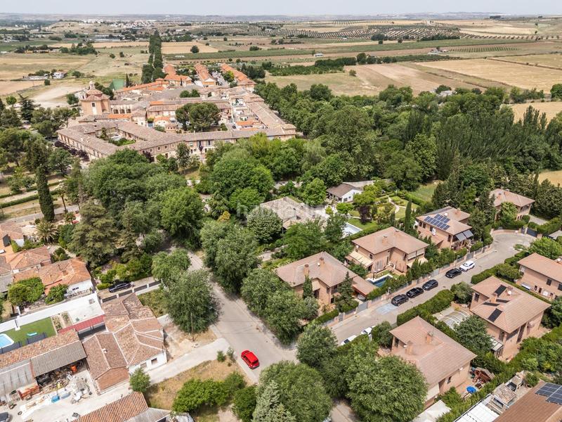 Foto ecb9cd6e-bcfb-40a7-b86f-5ec99582b0cc. Chalet mit heizung parking pool in La Montaña - El Cortijo Aranjuez