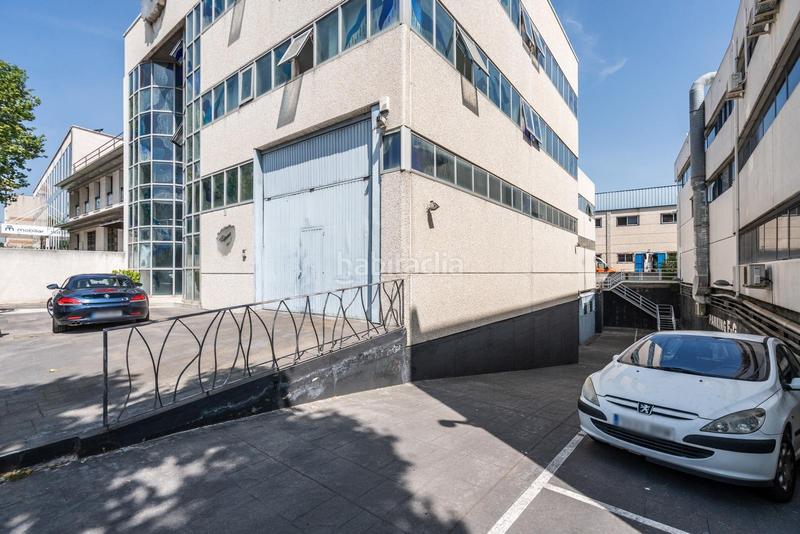 Foto 2db0b4af-11ff-43fe-8d37-75123daba519. Nave industrial  calle fragua 1.720 m en 4 plantas se ofrece en venta una magnífica en Móstoles