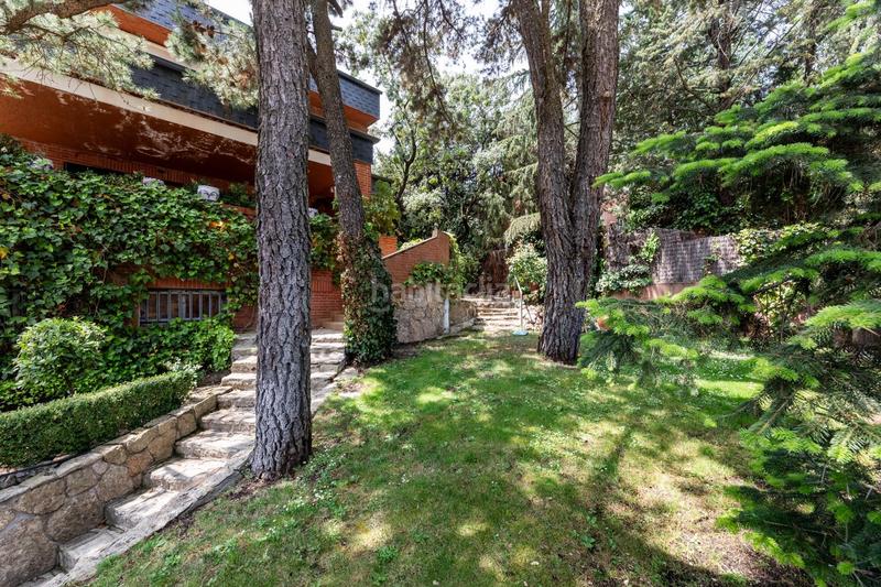 Foto 4c54be47-01ce-4a93-92d0-e52b84bb842a. Chalet avec chauffage parking piscine dans Parquelagos-Puente Nuevo Galapagar