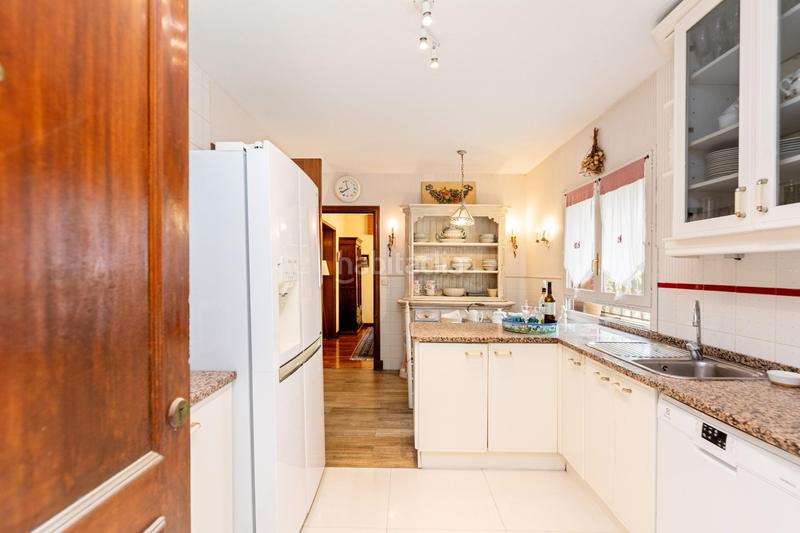 Foto 659ddf56-017a-4ec0-863d-a488725786ae. Chalet avec chauffage parking piscine dans Parquelagos-Puente Nuevo Galapagar