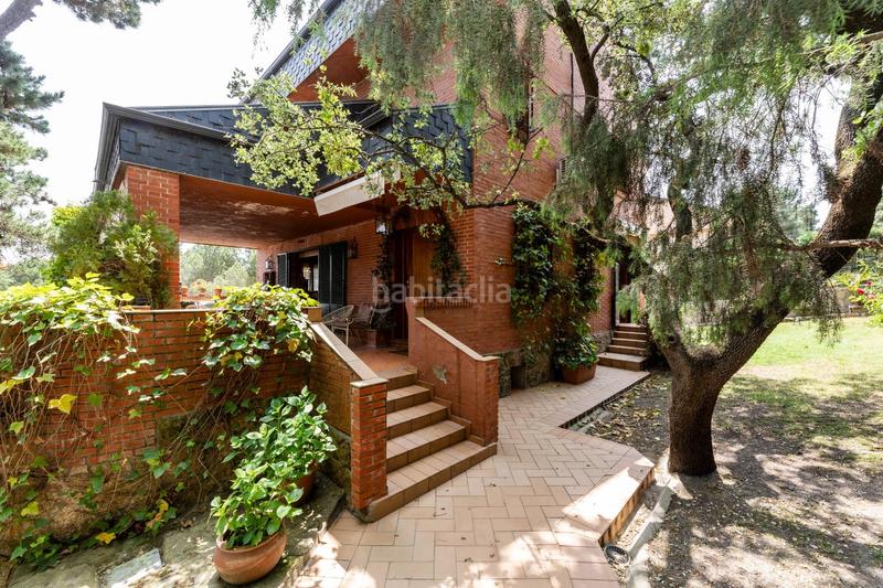 Foto 9647545e-56f8-4b52-bea9-2427b3e17746. Chalet avec chauffage parking piscine dans Parquelagos-Puente Nuevo Galapagar