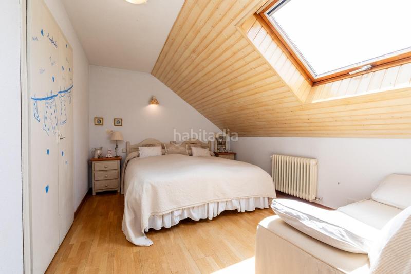 Foto b7c6d0b0-7061-4816-a40f-3054c0555f85. Chalet avec chauffage parking piscine dans Parquelagos-Puente Nuevo Galapagar