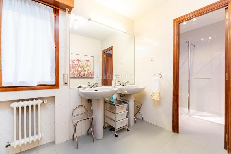 Foto c383e2c4-f9c0-4efc-869e-4869539014a4. Chalet avec chauffage parking piscine dans Parquelagos-Puente Nuevo Galapagar