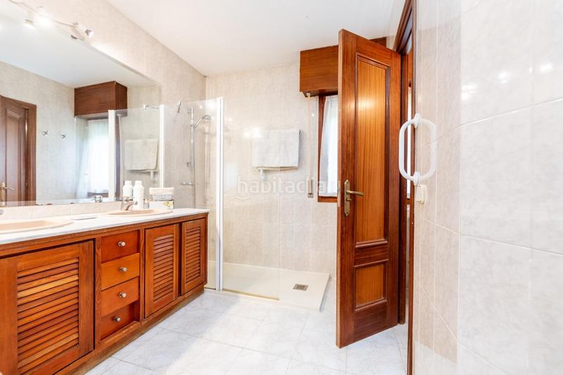 Foto dd5d606a-ba2a-4d86-8966-3ac42b5a0341. Chalet avec chauffage parking piscine dans Parquelagos-Puente Nuevo Galapagar