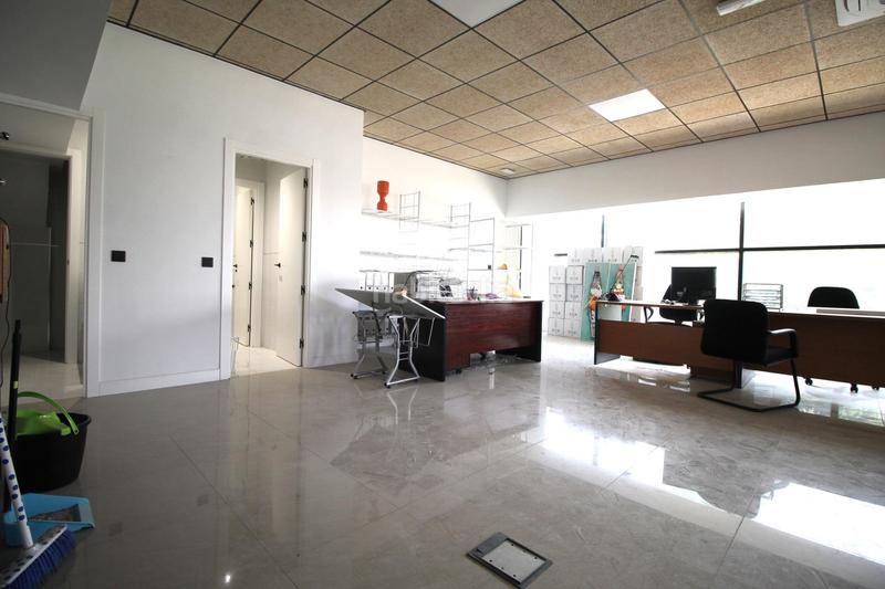 Foto f7b329ba-c93e-456a-984a-e6e426f06d87. Bâtiment à usage industriel dans Los Olivos-Los Ángeles Getafe