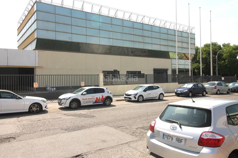 Foto b1e14004-573a-49ad-a98f-49fdb22eb78c. Fabrikhalle in Los Olivos-Los Ángeles Getafe