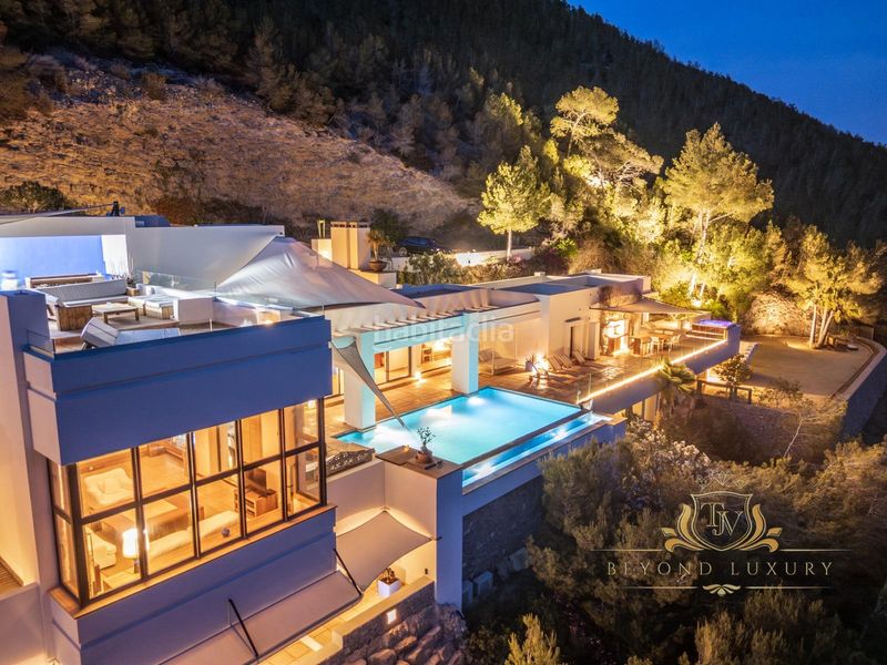 Foto 2af8e606-8bd3-41e1-9588-2633c56b86b6. Xalet amb aparcament piscina a S´Eixample-Can Misses Ibiza