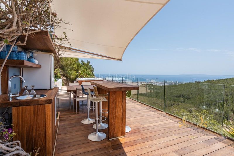 Foto 5b31ffe4-88e6-46d7-b0a5-59a3155a32ec. Xalet amb aparcament piscina a S´Eixample-Can Misses Ibiza