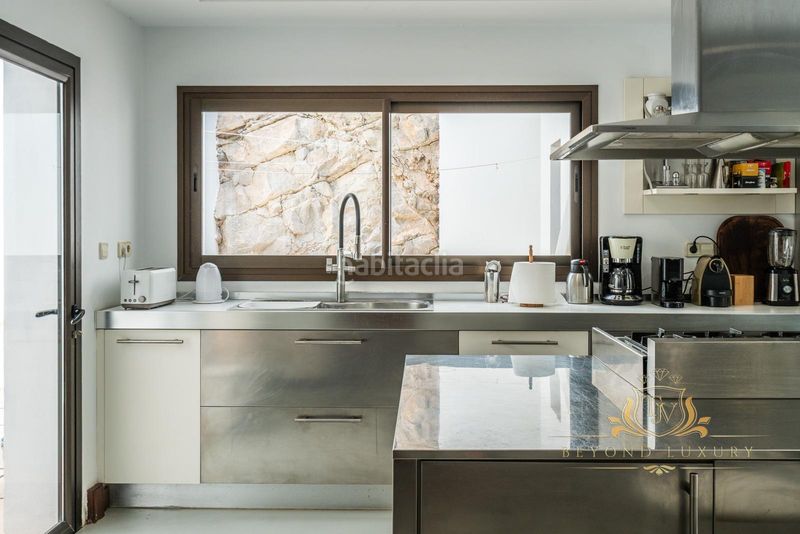 Foto cc304d5a-c388-42d2-958e-7a8fc0d84082. Xalet amb aparcament piscina a S´Eixample-Can Misses Ibiza