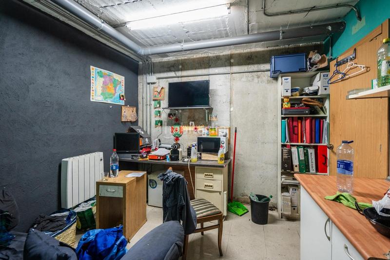 Foto 0a6472aa-3956-4fe1-abf7-f83e57b52243. Local comercial espectacular local en venta en zona céntrica se ofrece en venta este estupendo local comercial de 136 metros cuadr en Majadahonda