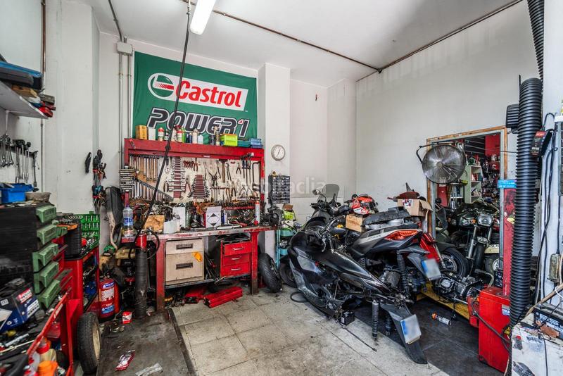 Foto 3edc2d9e-6ad3-4ad1-bf00-49473a0ca997. Local comercial espectacular local en venta en zona céntrica se ofrece en venta este estupendo local comercial de 136 metros cuadr en Majadahonda