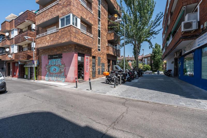 Foto 73ceb817-ac61-478a-98e7-638edf6271d1. Local comercial espectacular local en venta en zona céntrica se ofrece en venta este estupendo local comercial de 136 metros cuadr en Majadahonda