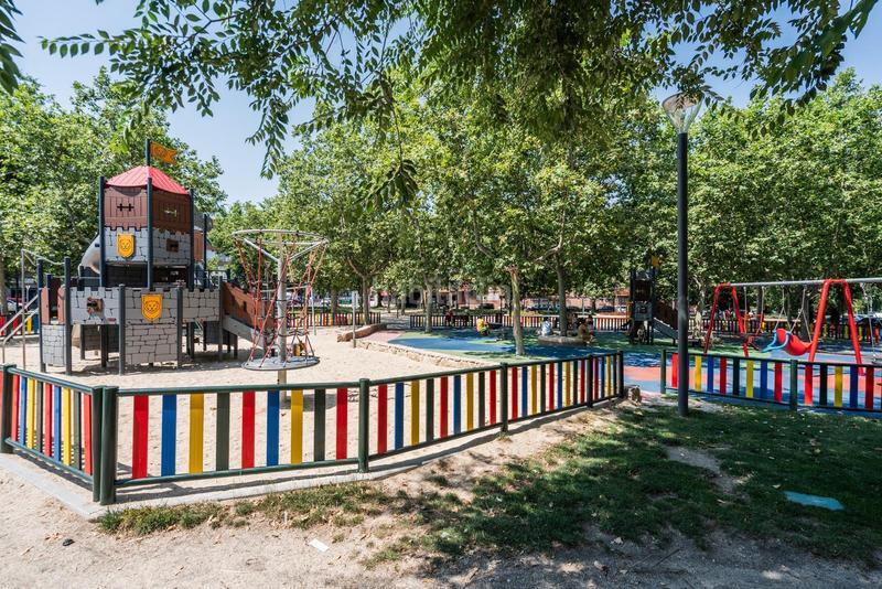 Foto d6bc782b-3ee6-4fed-a78a-2e6bf8051a50. Local comercial espectacular local en venta en zona céntrica se ofrece en venta este estupendo local comercial de 136 metros cuadr en Majadahonda