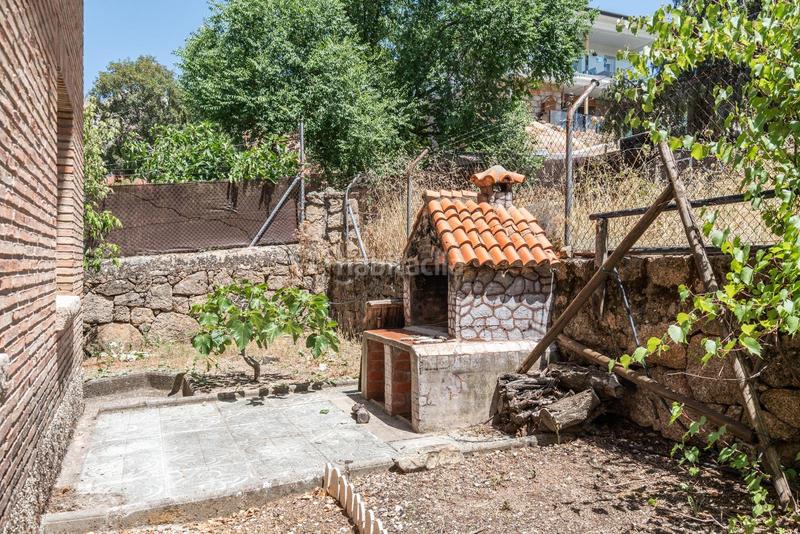 Foto 8d8ea03c-81bd-4846-bd2a-299e3763823c. Chalet con riscaldamento parcheggio in Manzanares el Real