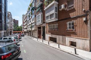 Pis  Calle cochabamba. Estupendo piso con muchas posibilidades en calle cochabamba, mad