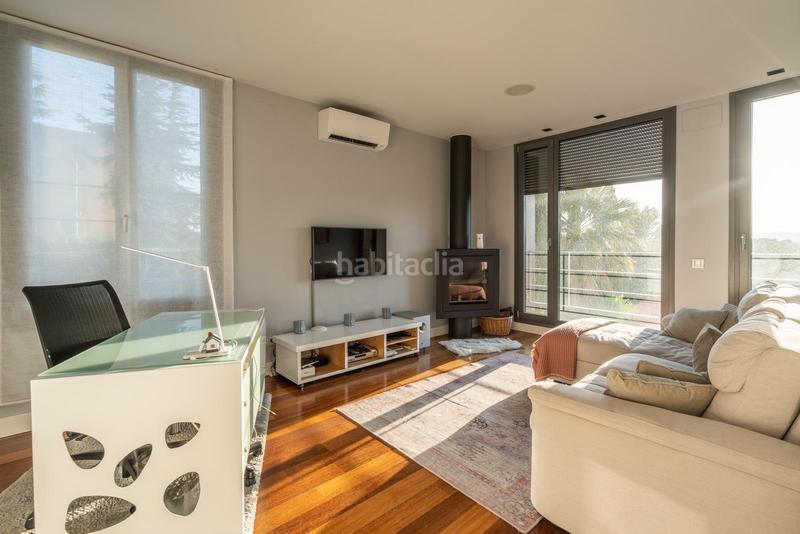 Foto 0b3a9ab8-5b4c-4f3b-a214-f070ae496110. Chalet  de lujo único en las rozas con diseño exclusivo y vistas perpetuas extraordinaria propiedad de alto standing situada en lo en Rozas de Madrid (Las)