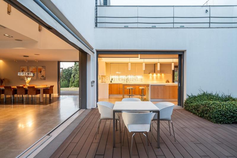 Foto 1f5f23c3-94c0-4cba-9629-2fb5bd329bd5. Chalet  de lujo único en las rozas con diseño exclusivo y vistas perpetuas extraordinaria propiedad de alto standing situada en lo en Rozas de Madrid (Las)