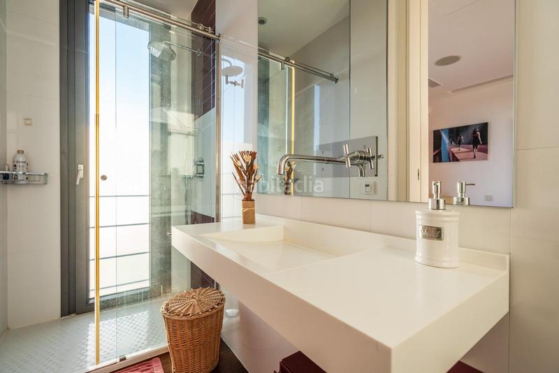 Foto 2364c337-c075-4a41-befe-8bc321149184. Chalet  de lujo único en las rozas con diseño exclusivo y vistas perpetuas extraordinaria propiedad de alto standing situada en lo en Rozas de Madrid (Las)