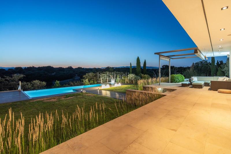 Foto 76d6e678-1fd1-44a1-90e5-953803d8b044. Chalet  de lujo único en las rozas con diseño exclusivo y vistas perpetuas extraordinaria propiedad de alto standing situada en lo en Rozas de Madrid (Las)