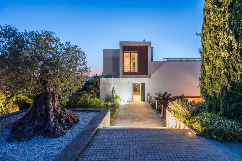 Foto b32ad57b-ebd2-48aa-a1dc-271ce23785ab. Chalet  de lujo único en las rozas con diseño exclusivo y vistas perpetuas extraordinaria propiedad de alto standing situada en lo en Rozas de Madrid (Las)