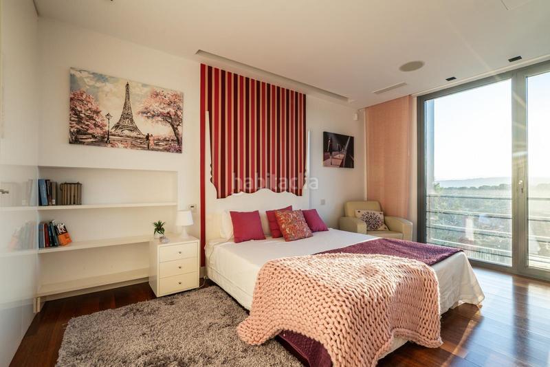 Foto c29b2c49-7c35-4a8e-a2cd-1ce155fa7b11. Chalet  de lujo único en las rozas con diseño exclusivo y vistas perpetuas extraordinaria propiedad de alto standing situada en lo en Rozas de Madrid (Las)