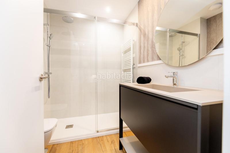 Foto 2b104e25-8f7f-435b-8a40-452734b5b3ff. Piso excelente piso alto con terraza cercano al parque el retiro calle o donnell en Madrid