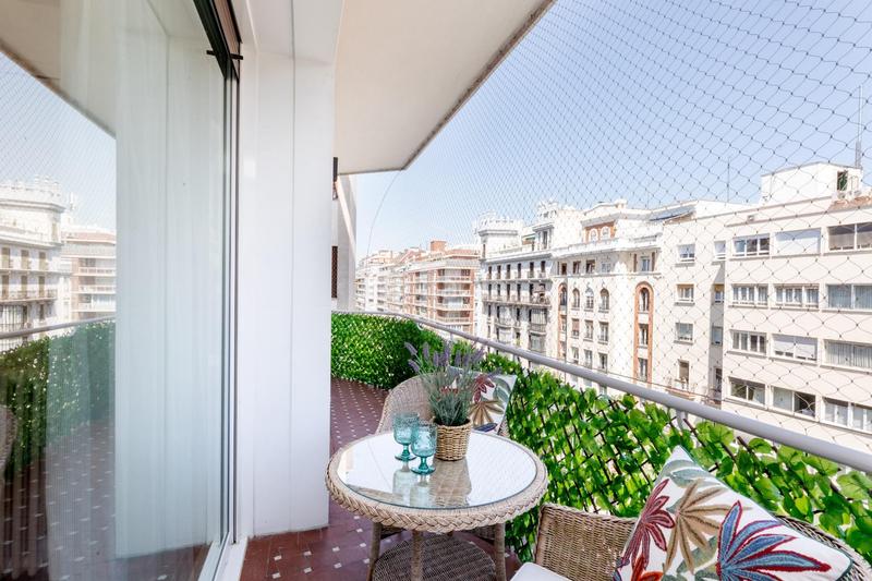 Foto 364396dd-5d0f-489a-bc1f-c2dffe528eb5. Piso excelente piso alto con terraza cercano al parque el retiro calle o donnell en Madrid