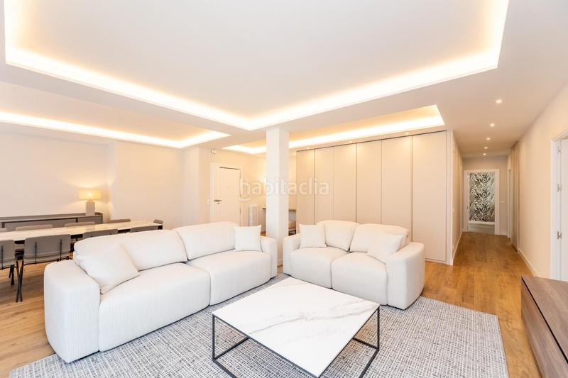 Foto 471c490b-0b49-43ce-9d88-dfeeb6555b51. Piso excelente piso alto con terraza cercano al parque el retiro calle o donnell en Madrid