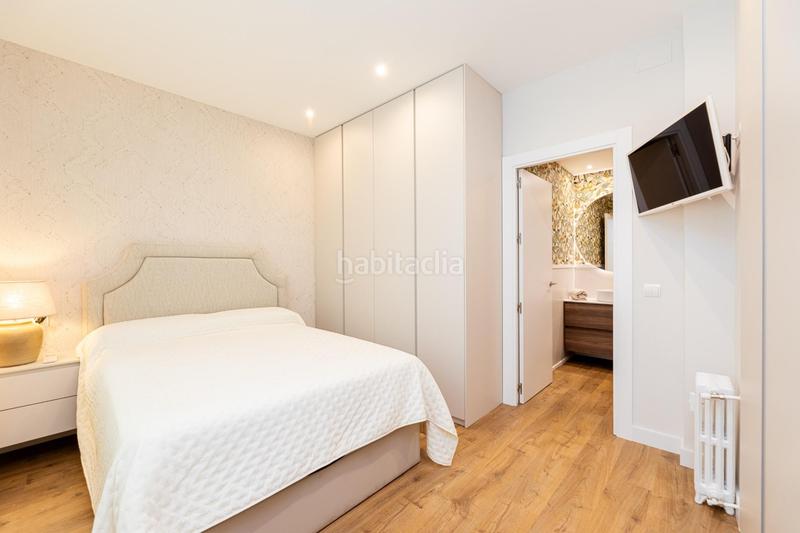 Foto 94c0b64e-03f8-487b-9213-7bf2ec9ccd4a. Piso excelente piso alto con terraza cercano al parque el retiro calle o donnell en Madrid