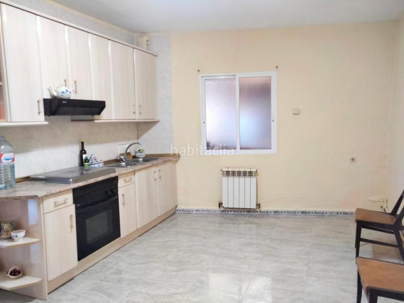 Foto 6e9fa405-d9e4-4a23-94b0-a773045abf0c. Casa amb calefacció a Lillo