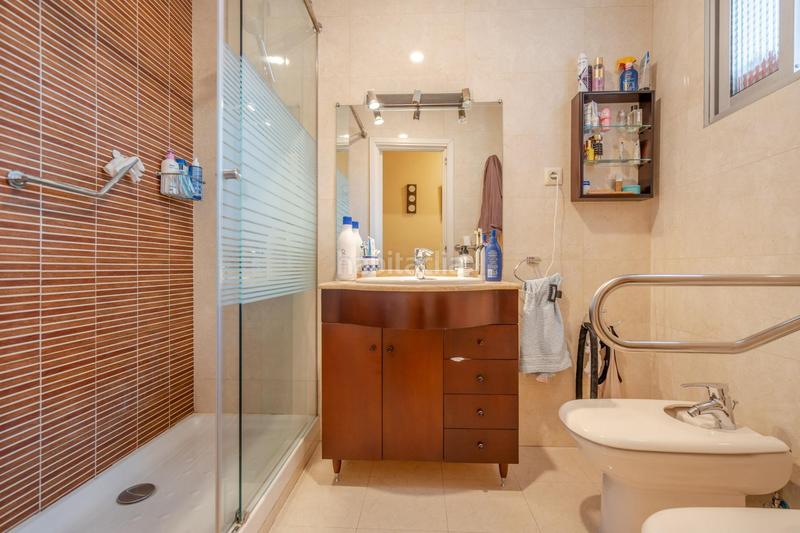 Foto 3b86167b-b28b-41f7-acfc-02dcca7518c1. Piso increíble piso de 4 dormitorios con gran terraza cerrada en ronda de segovia magnífica vivienda situada en la exclusiva y demanda en Madrid