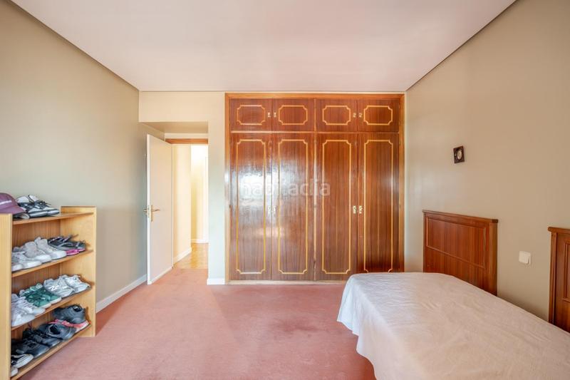 Foto 3c671914-3870-4e72-a514-b685ac7e2e08. Piso increíble piso de 4 dormitorios con gran terraza cerrada en ronda de segovia magnífica vivienda situada en la exclusiva y demanda en Madrid