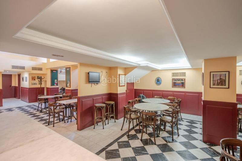 Foto 6f634ba1-a17e-4f63-8d98-8768cee96cb2. Local comercial bar restaurante en venta , zona privilegiada se ofrece en venta este bar restaurante en pleno funcionamiento con más d en Alcorcón