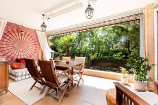 Maison jumelée à El Bosque. Exclusivo chalet pareado en urbanización las encinas iii, el bos