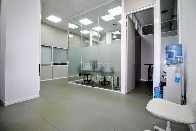 Foto c12ae496-32a9-4be7-8c61-e90e534502d5. Local comercial  en Estación-Centro Tres Cantos