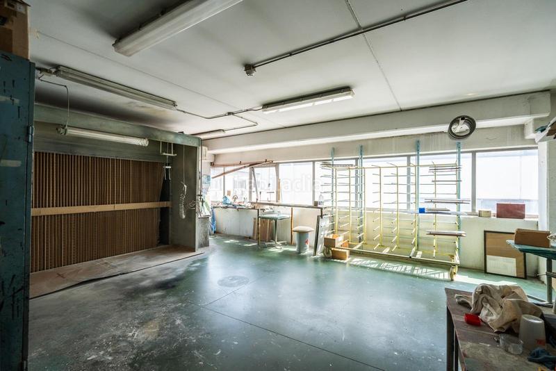 Foto f9d18d75-59d9-4665-8764-1f1c0bc54cc6. Miete fabrikhalle in Norte-Universidad Móstoles