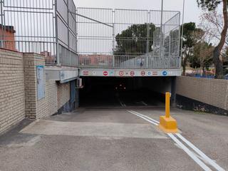 Alquiler Parking coche en Avenida de moratalaz 58
