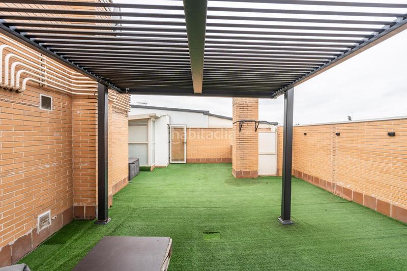 Foto 0745971f-bf89-484e-a577-801358835d7b. Attico con riscaldamento parcheggio piscina in Arroyo de la Vega La Moraleja