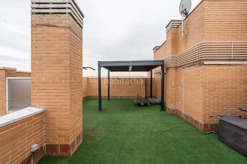 Foto 5b8afb2a-de05-4293-80b1-b20c6599ee58. Attico con riscaldamento parcheggio piscina in Arroyo de la Vega La Moraleja